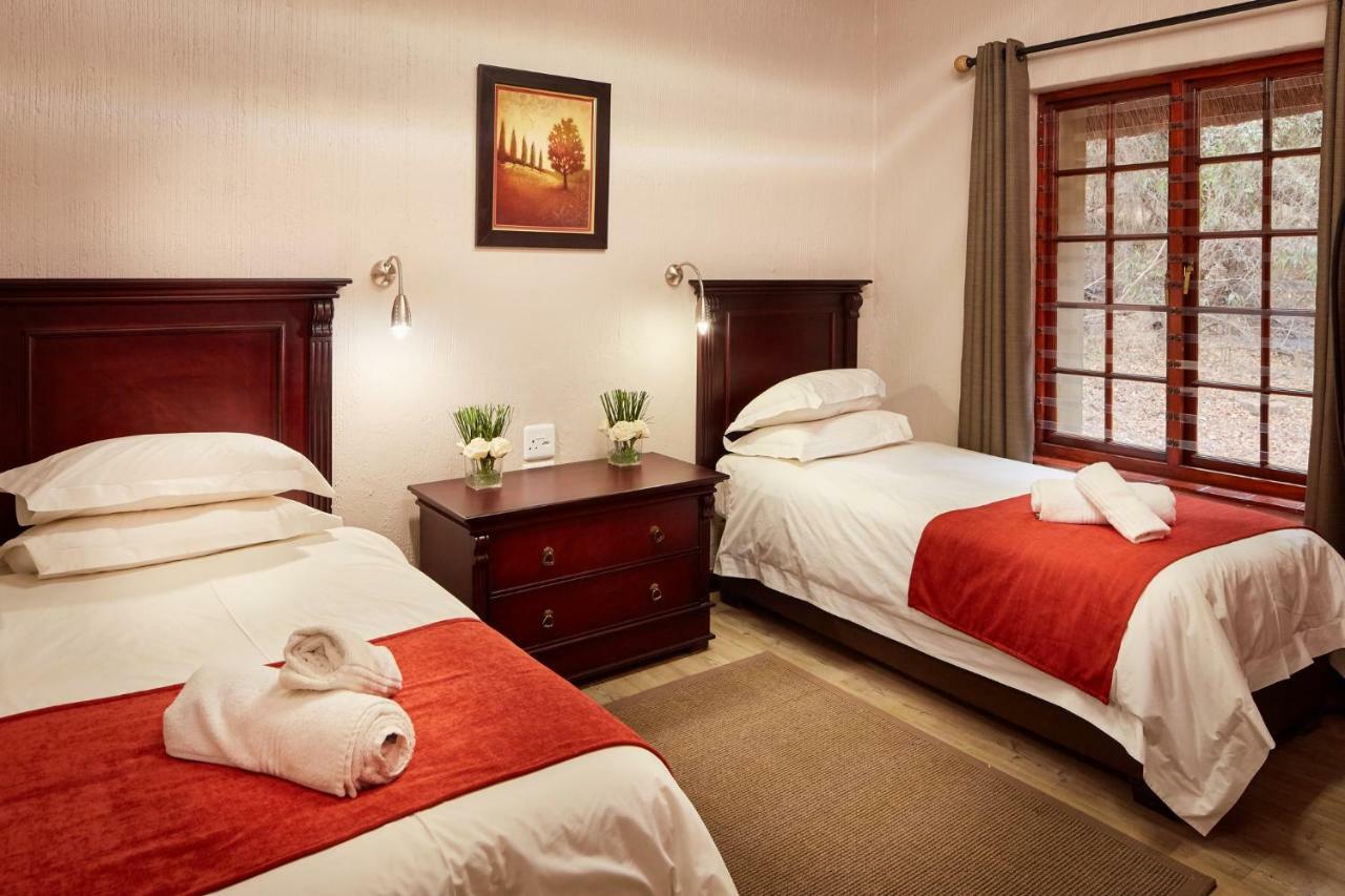 First Group Magalies Park Hotel Hartbeespoort Exterior photo