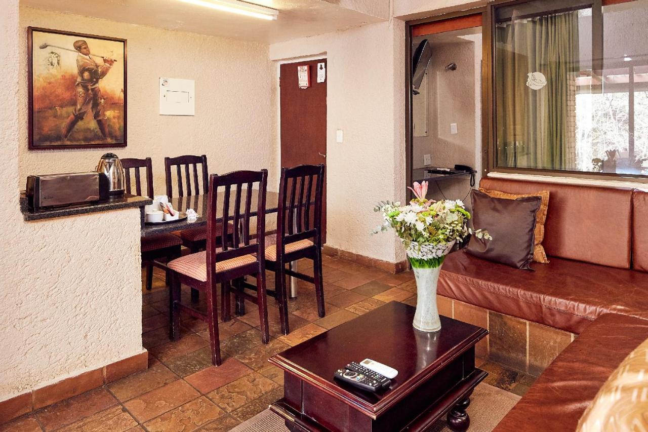 First Group Magalies Park Hotel Hartbeespoort Exterior photo